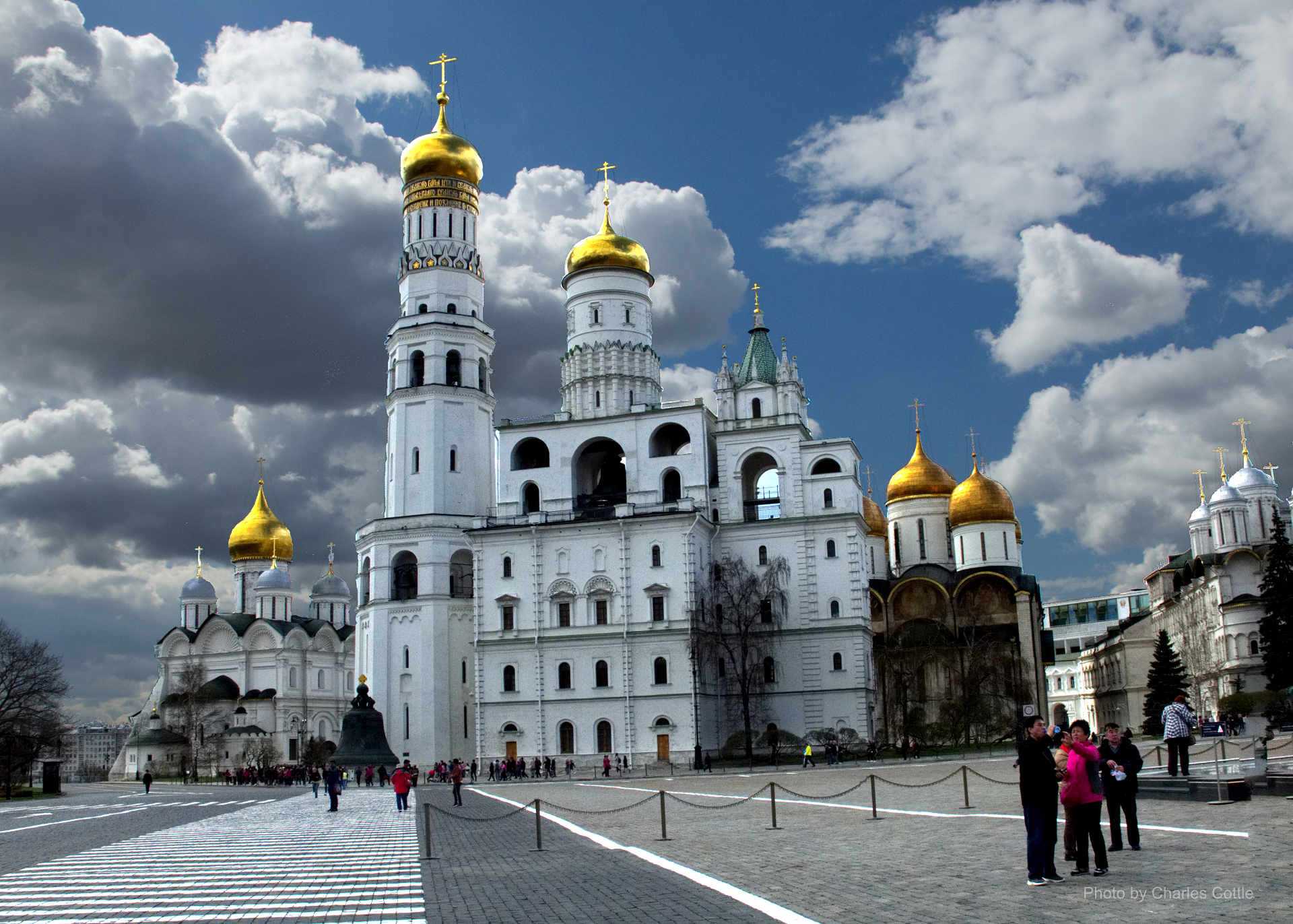 Москва великий. Колокольня Ивана Великого Московского Кремля. Храм Иоанна Лествичника в Москве. Церковь Ивана Великого в Кремле. Достопримечательности Москвы колокольня Ивана Великого.