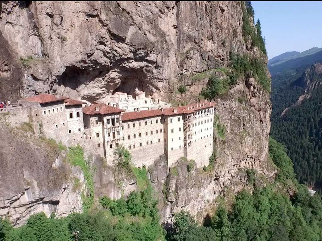 Монастырь панагия сумела в турции