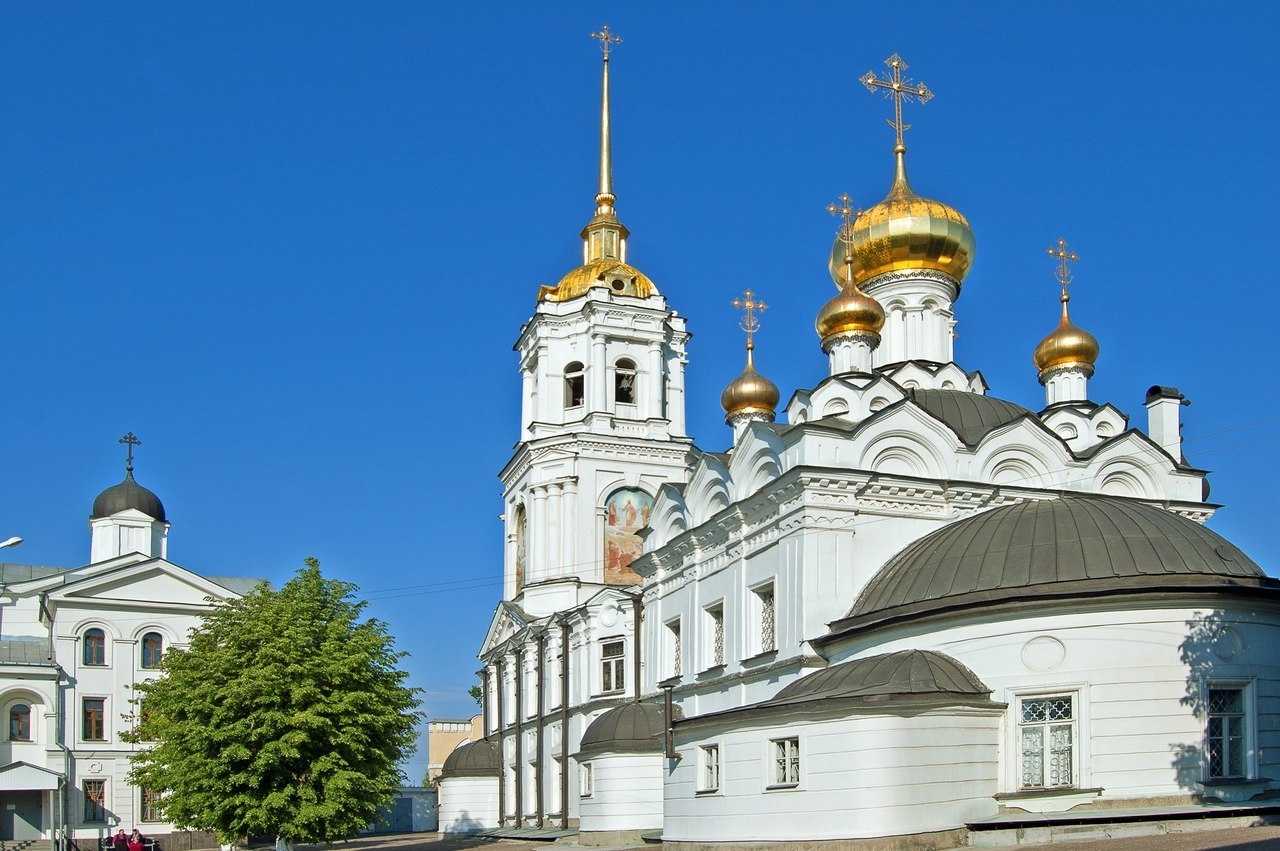 Есть ли храм. Карповский храм Нижний Новгород. Спасо-Преображенская Церковь Нижний Новгород. Спасо-Преображенская Церковь (Карповка). Карповка Нижний Новгород Церковь.