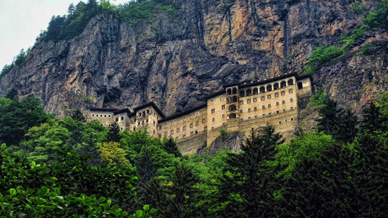 Монастырь панагия сумела - святое место для православных христиан