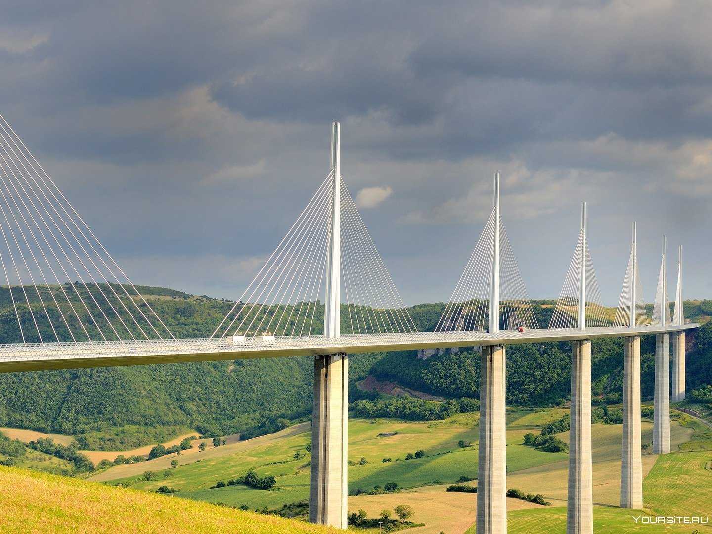 Виадук мийо - самый высокий транспортный мост в мире (23 фото). виадук мийо над долиной тарн – самый высокий мост в мире высокий мост во франции