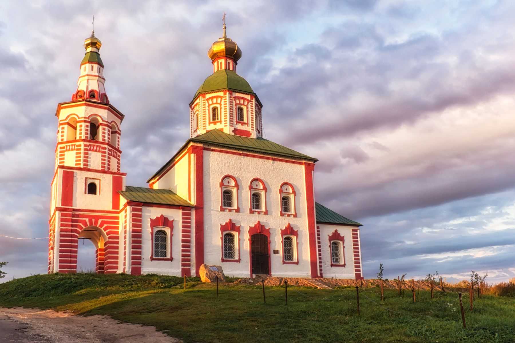 Лазаревская Церковь и Антипиевская церкви