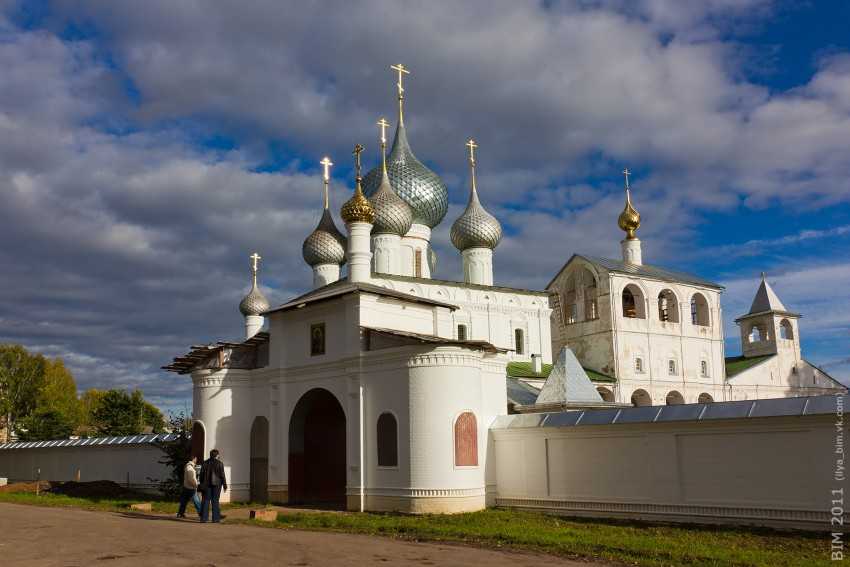 Воскресенский монастырь. Воскресенский монастырь Углич. Воскресенский мужской монастырь Углич. Воскресенский монастырь во Владимире. Углич Спасская 2а.