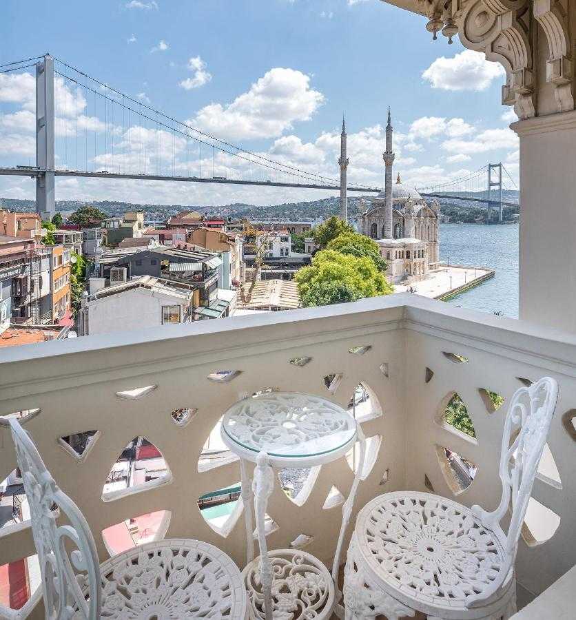 Звезды в стамбуле. Отель Босфор Стамбул. Отели Стамбула с видом на Босфор. Терраса Босфор Стамбул. Набережная Босфора в Стамбуле кафе.
