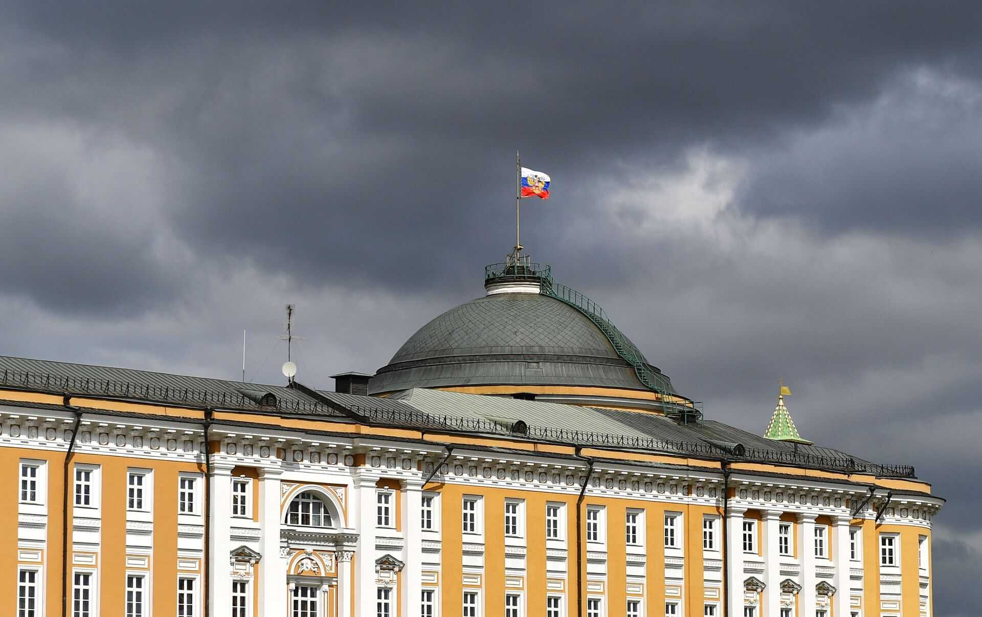 сенатский дворец в москве