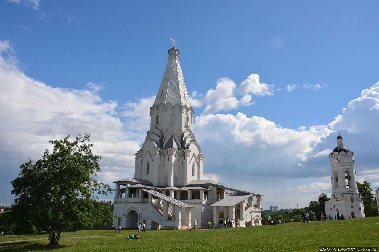 Церковь в коломенском относится к. Церковь Вознесения Господня в Коломенском. Коломенское храм Вознесения Господня. Храм Вознесения в Коломенском Москва. Храм Вознесения Коломенск.