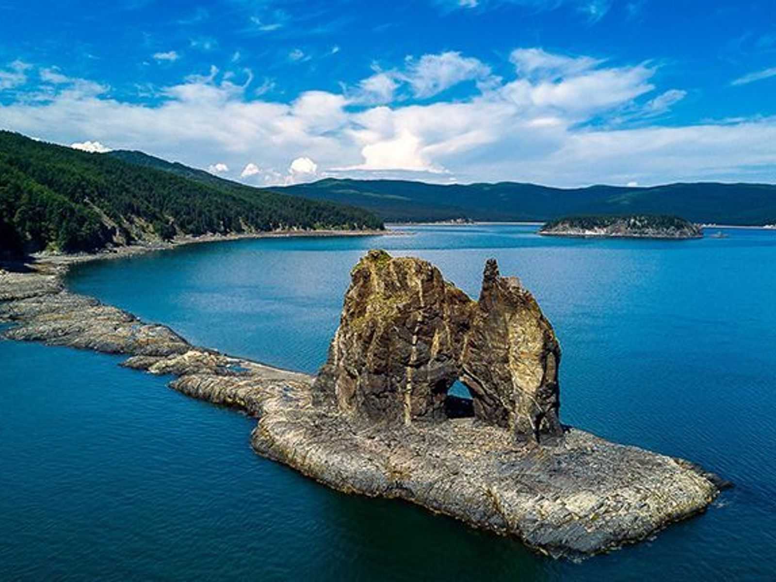 В хабаровске есть море