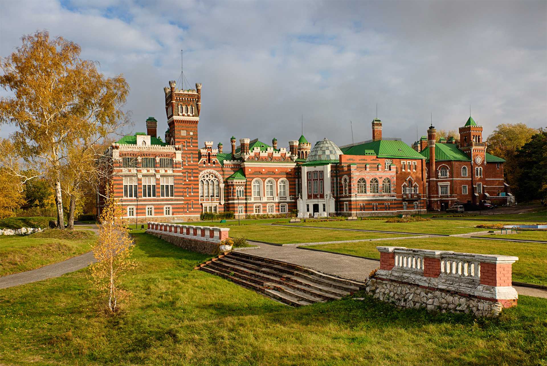 Замок шереметьева в юрино фото