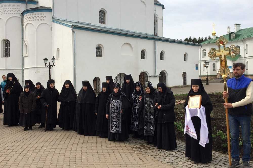 Фото спасо елеазаровского монастыря