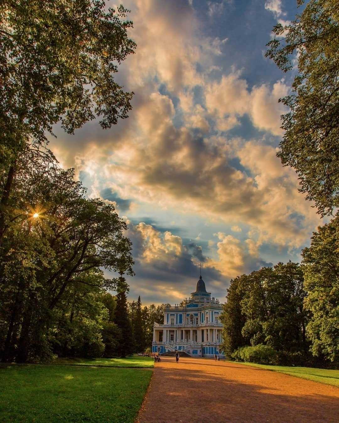 ломоносов в санкт петербурге