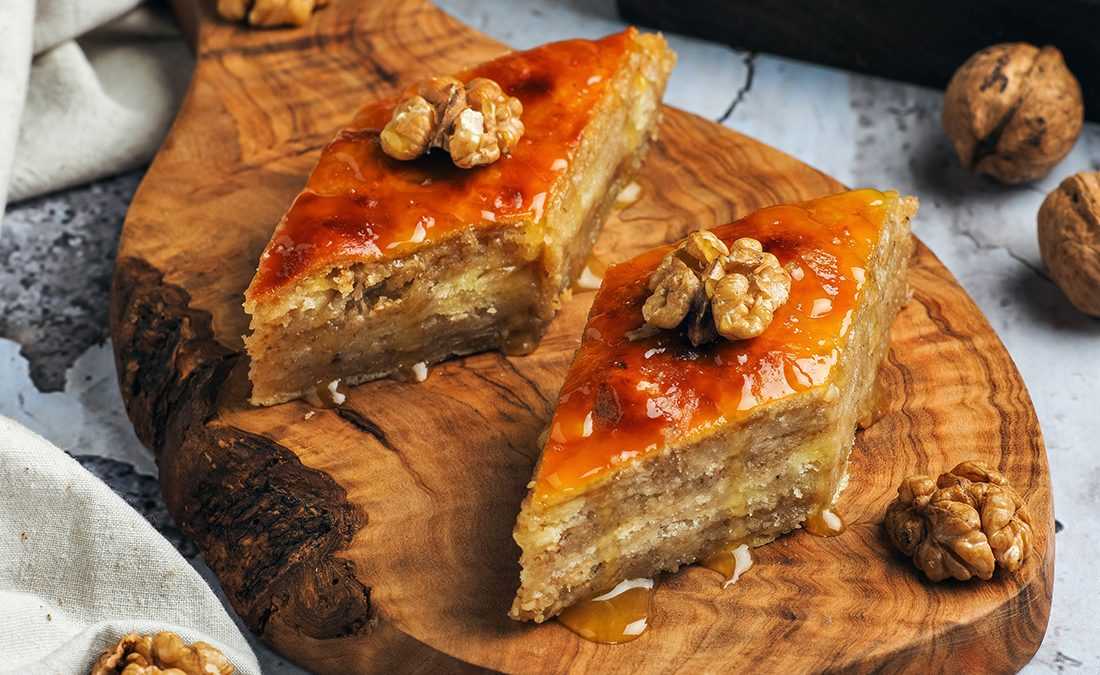 Пахлава рецепт с изюмом и орехами рецепт с фото