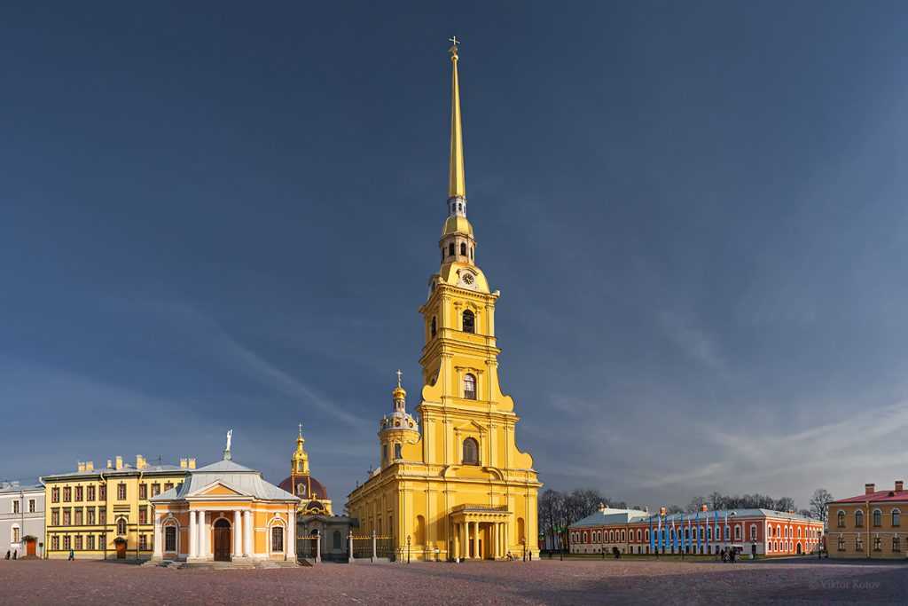 С петербург петропавловский собор
