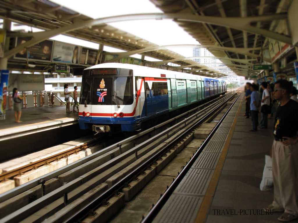 Станции метро бангкок. Метро Бангкока. Подземное метро Бангкока. Метрополитены Бангкока. Надземное метро Бангкок.