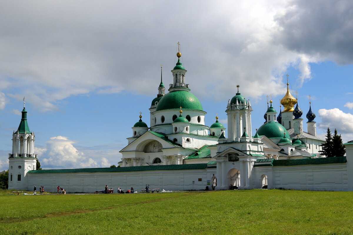 Ростов Великий Спасо Яковлевский монастырь зимой