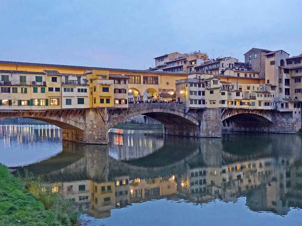 Понте веккьо — самый старый мост флоренции
