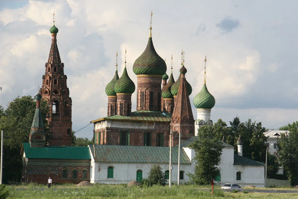 Церковь николая чудотворца (николы мокрого) в ярославле. фото