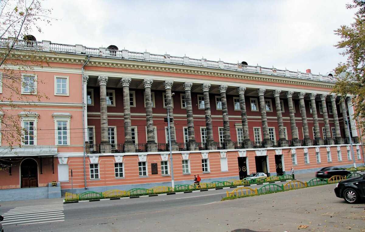 екатерининский дворец в москве лефортово
